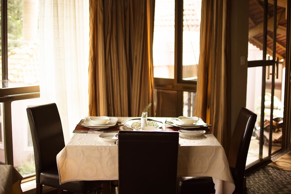 Zawadi House