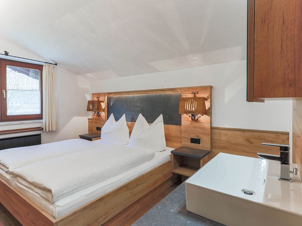 Apartment Brixen Near Ski Lift