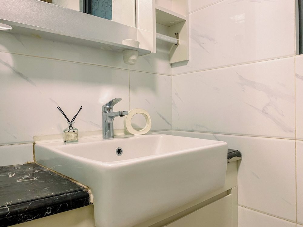 Tranquil Living 3BR Apartment Sky House BSD
