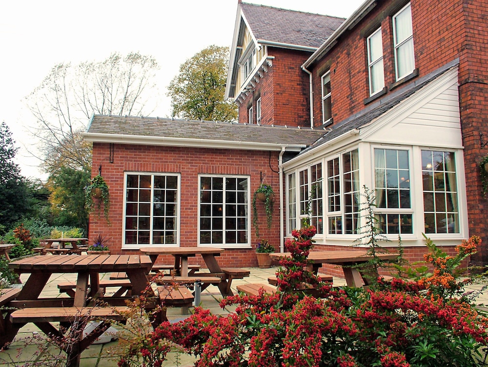 The Punchbowl Inn