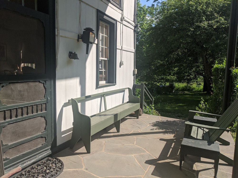 The Anderson Cottage Bed & Breakfast