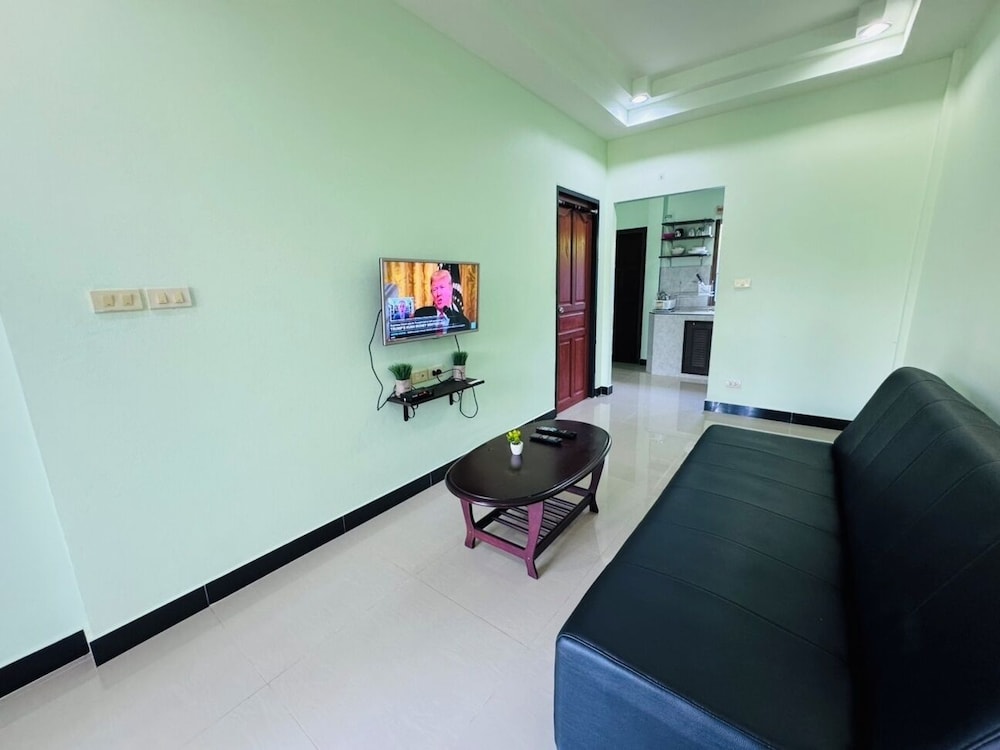 Peaceful house in Naiharn