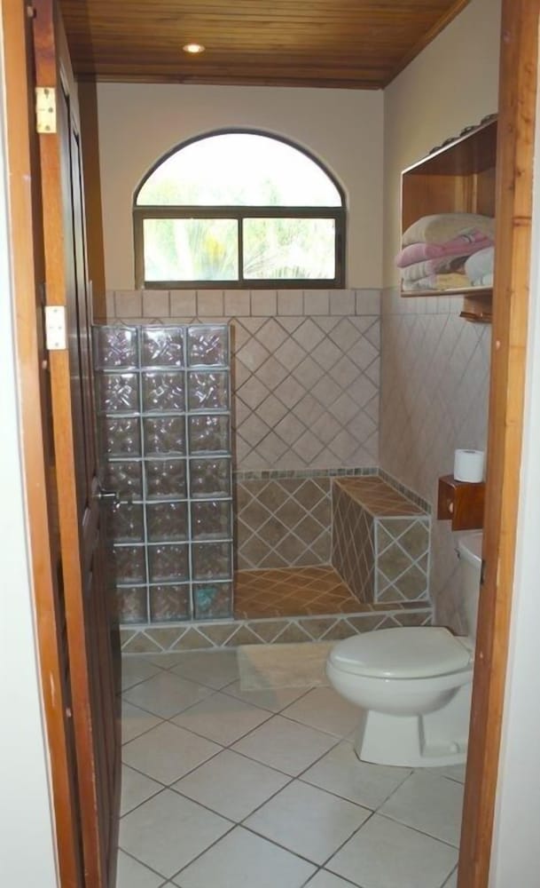 Mountain & Ocean View Retreat - Hermosa Palms 34