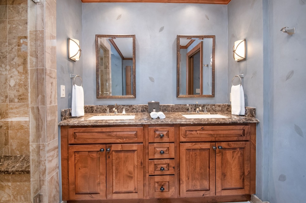 Vail Ski Resort Ritz Carlton Vacation Rentals