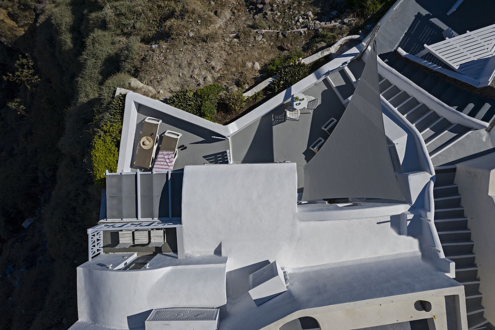 Helianthus Suites
