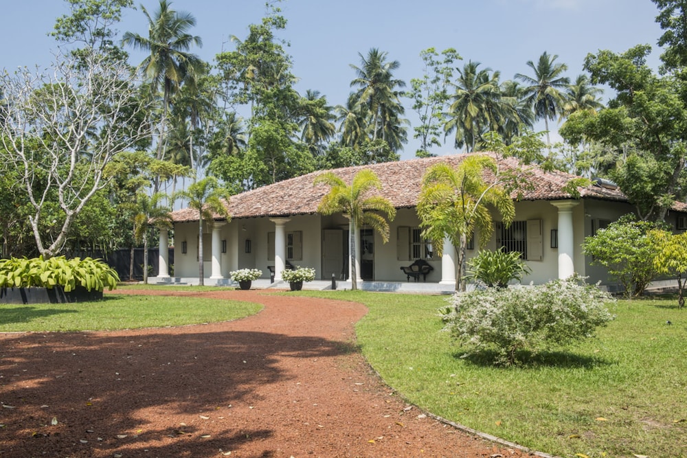 Monara House