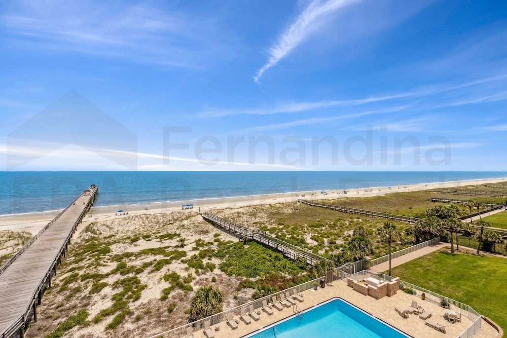 667 Amelia By The Sea 3 Bedroom Condo