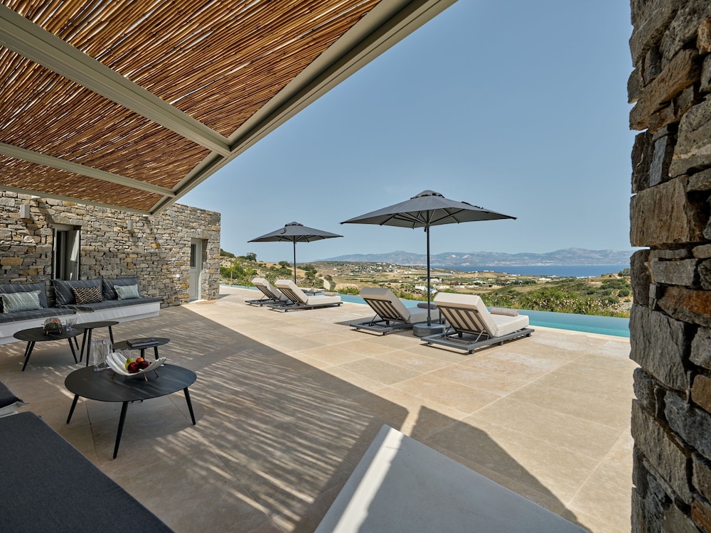 Aegean Hestia Luxury Villa of Paros