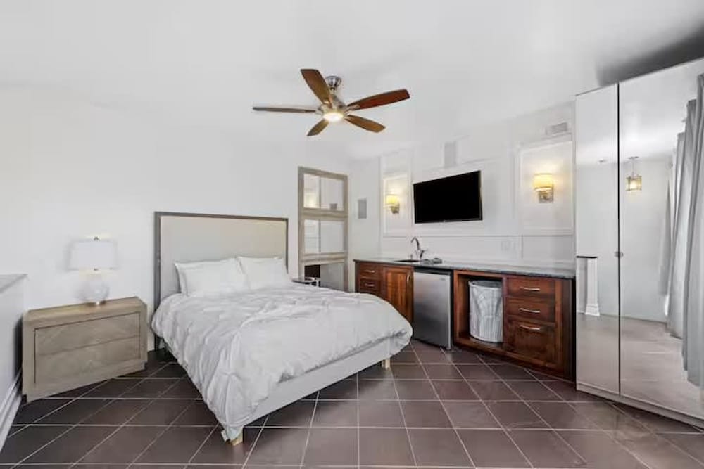 River West Designer Home