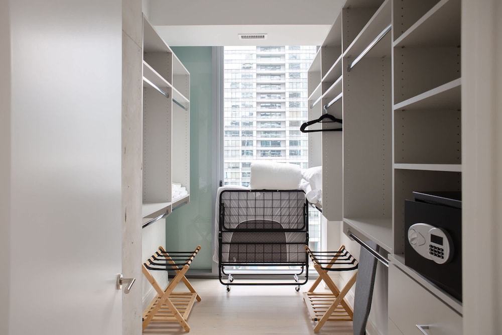 The Lyra Luxury Group Getaway - Two Penthouses
