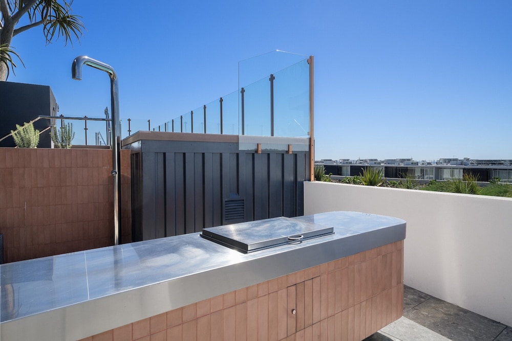 Bright & Cosy Studio in Prime Fremantle Location