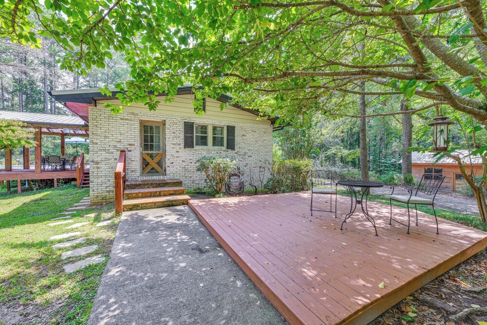 Pool & Deck: Pond-view Getaway in Newnan!