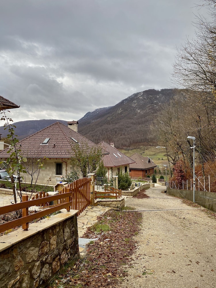 Joen Village