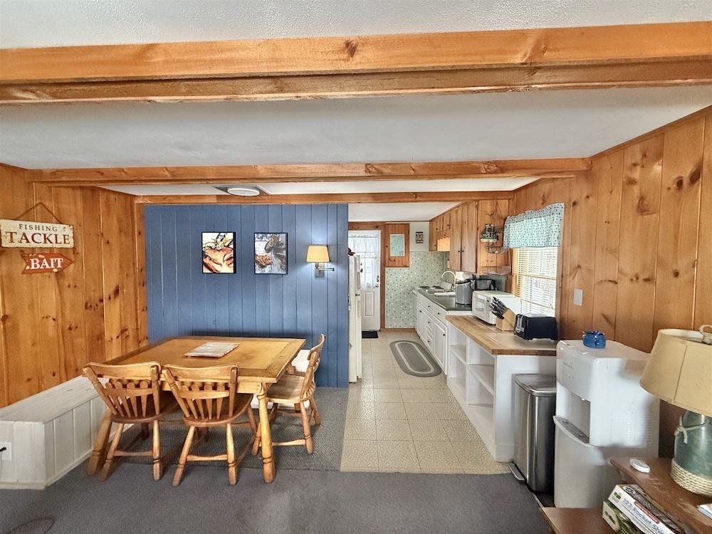 Sunset Shores Limit 4 2 Bedroom Cottage