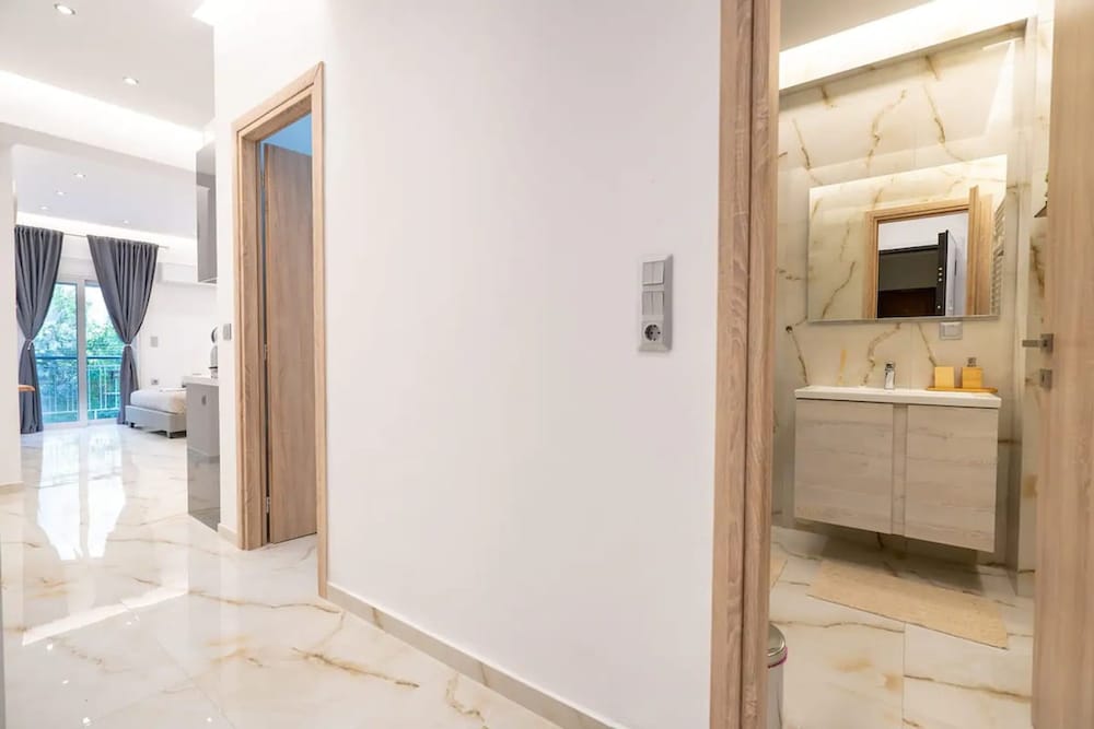 Cozy Apartment for 3 Persons in Athens