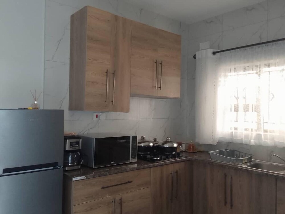 Luxury 3 Bedroom Self Catering Apartment- Masvingo