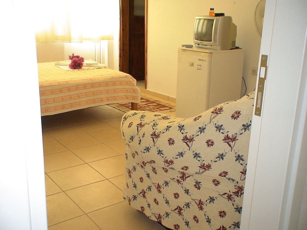 Onur Pension