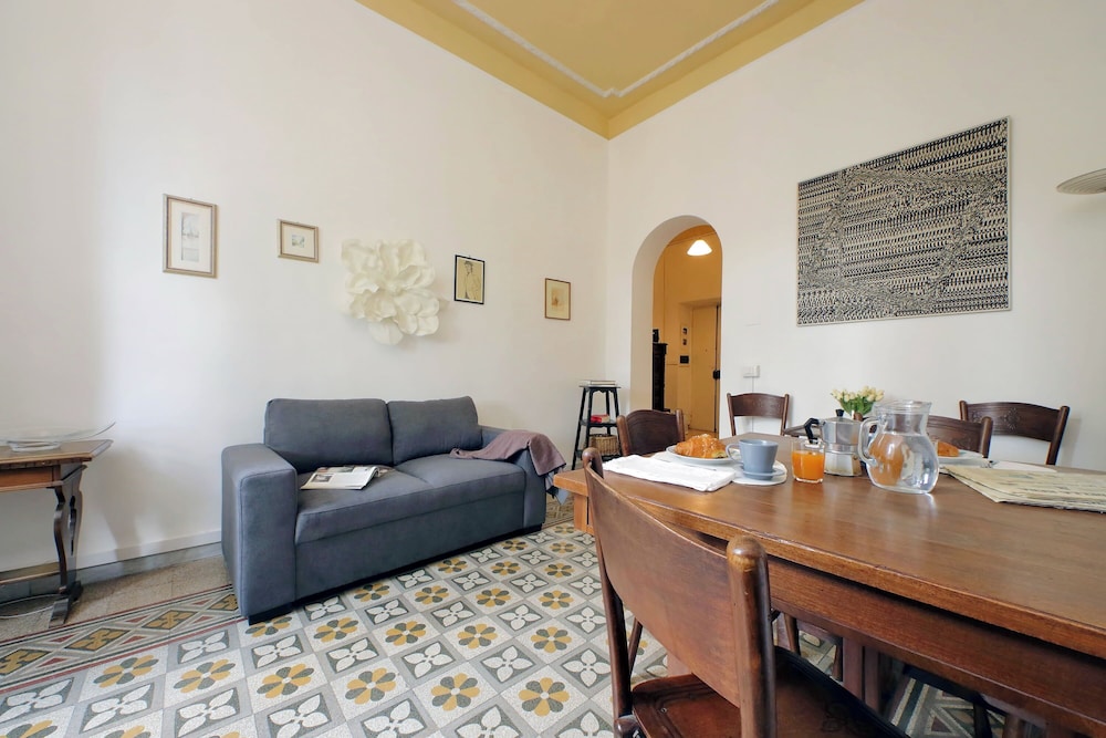 Cozy Merulana