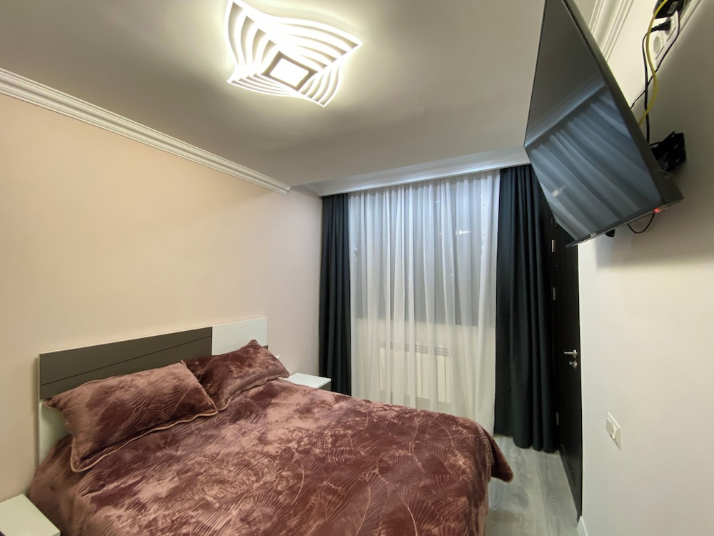 Apartment by Luxe Group SN100