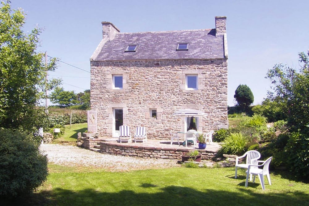 Granite Stone House With Fireplace, Plouguerneau