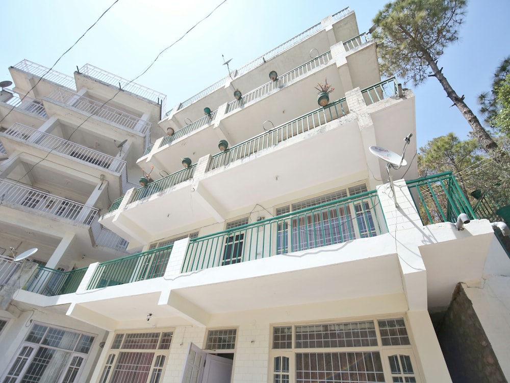 OYO 14084 Home Hill View Studio Barog - Property Image 11