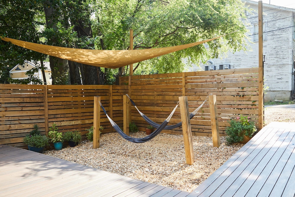 Apt2 Charles - Amazing Outdoors Dog-friendly