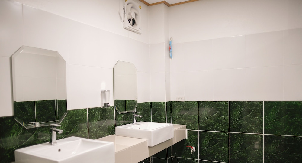 Express Hostel