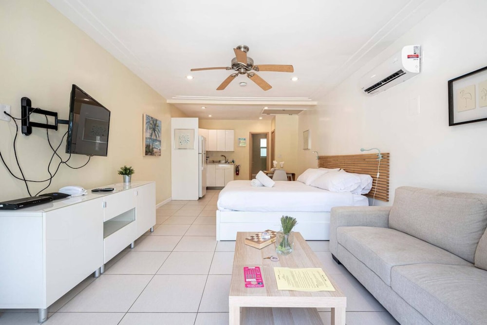 Casa Del Mar Beach Studio 3