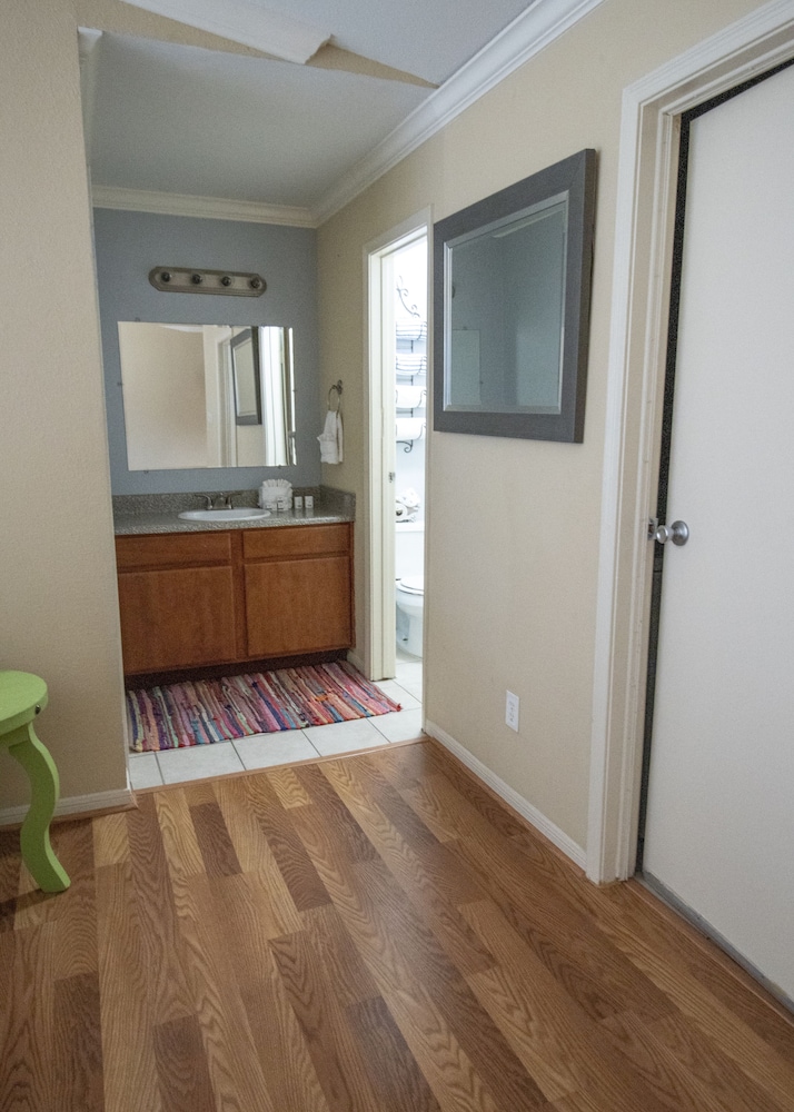 Cove View Condominiums