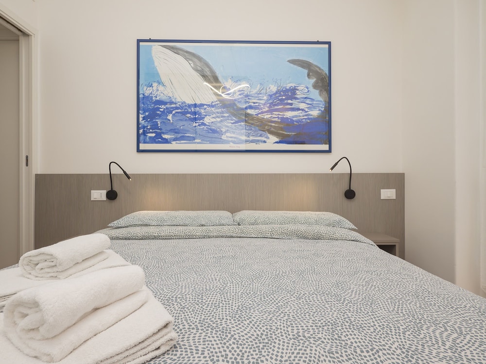 Varanini - Modern 1 bdr Apartment Loreto Area
