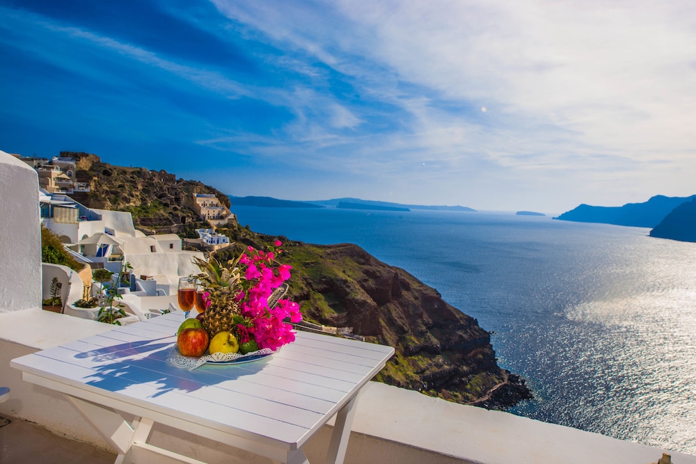 Marizan Caves & Villas