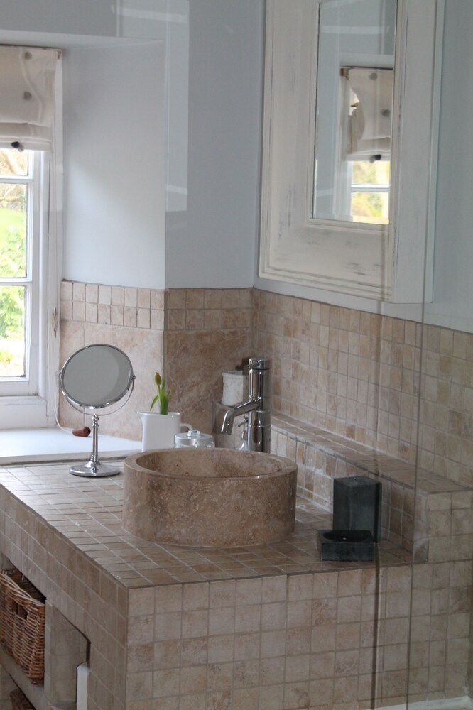 Roundhill Farmhouse