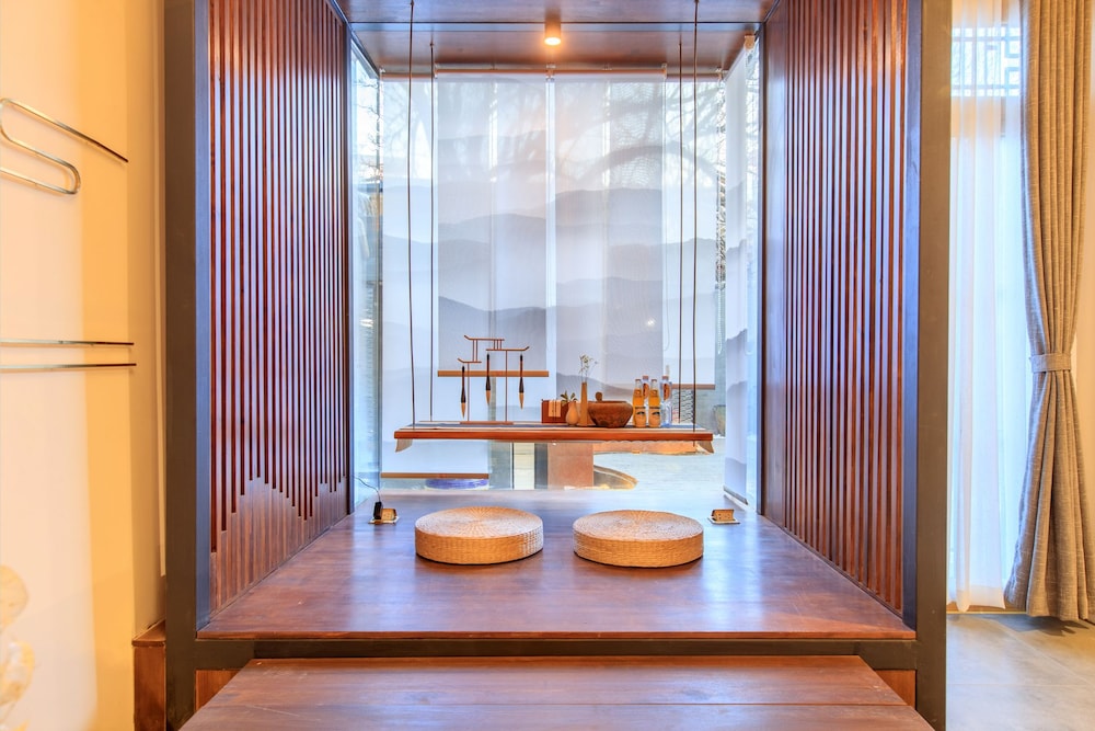 Isvara Flowing Ocean Guesthouse