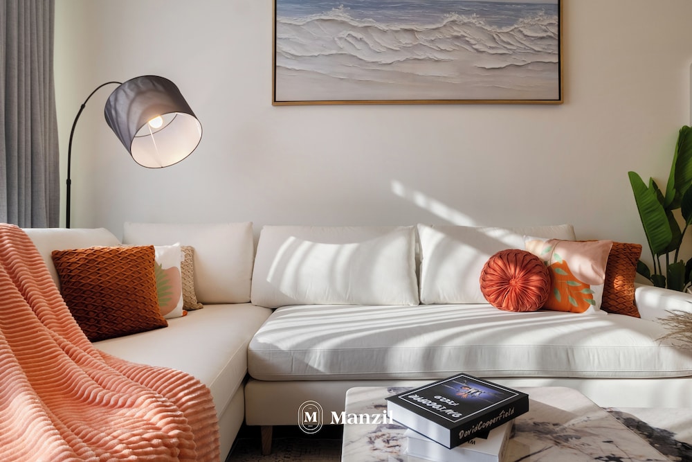 Manzil- Chic 2BR w Pool nr Circle Mall