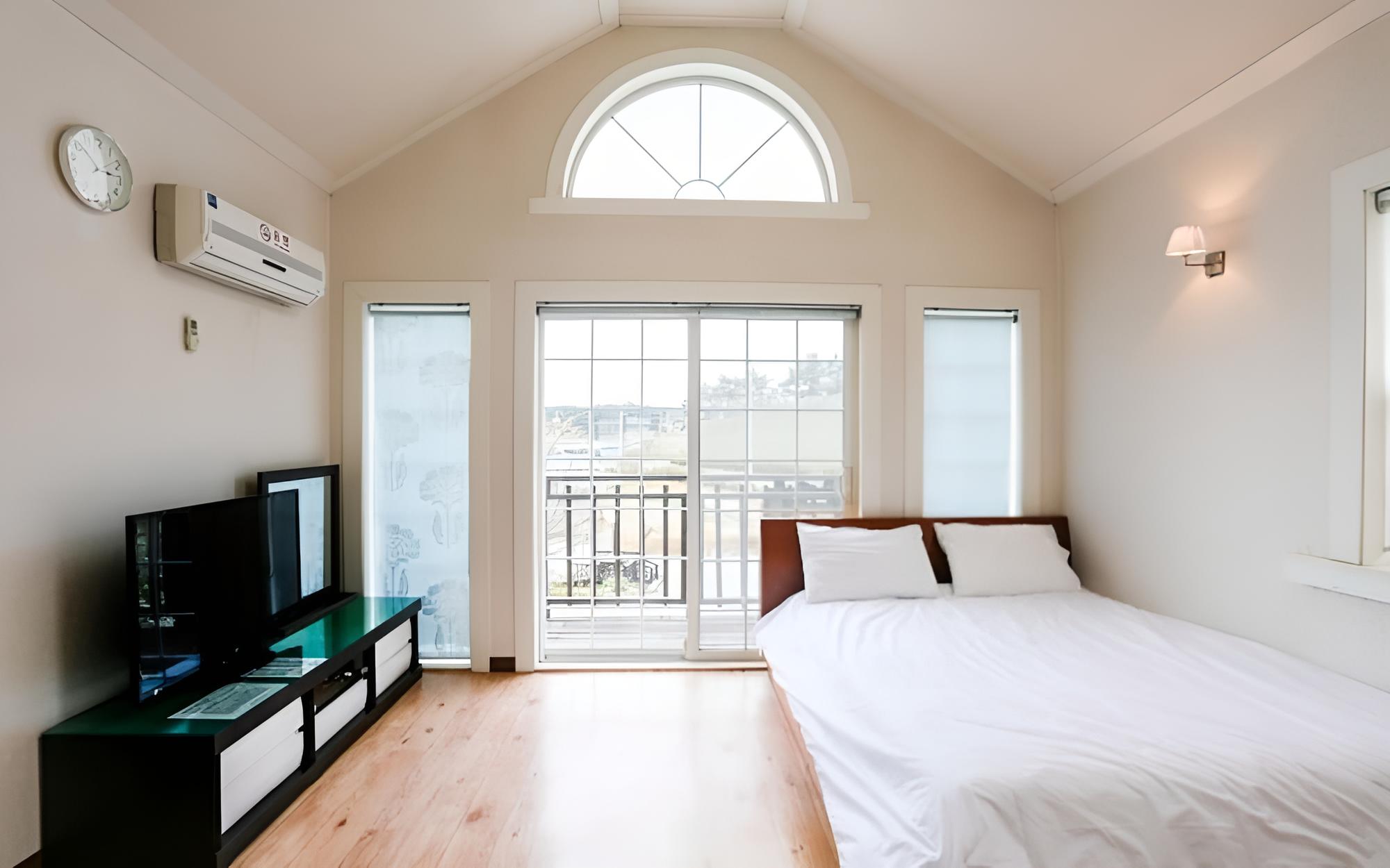 Taean Anabeli Pension view 4