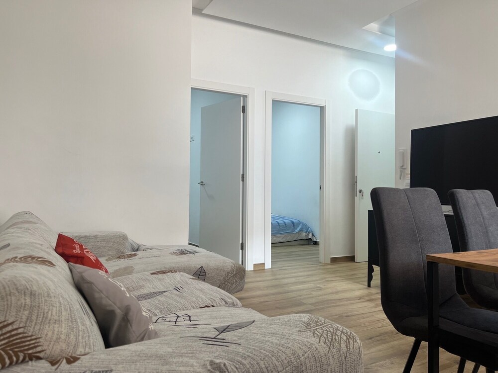 Meridiana Apartments