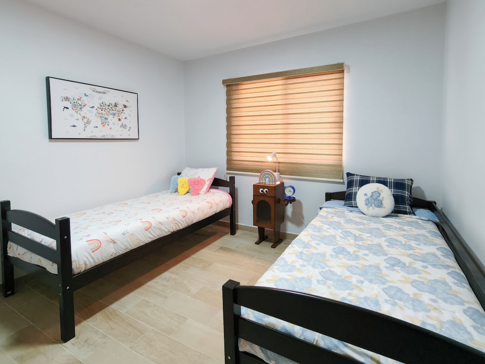 San Carlos Apartment