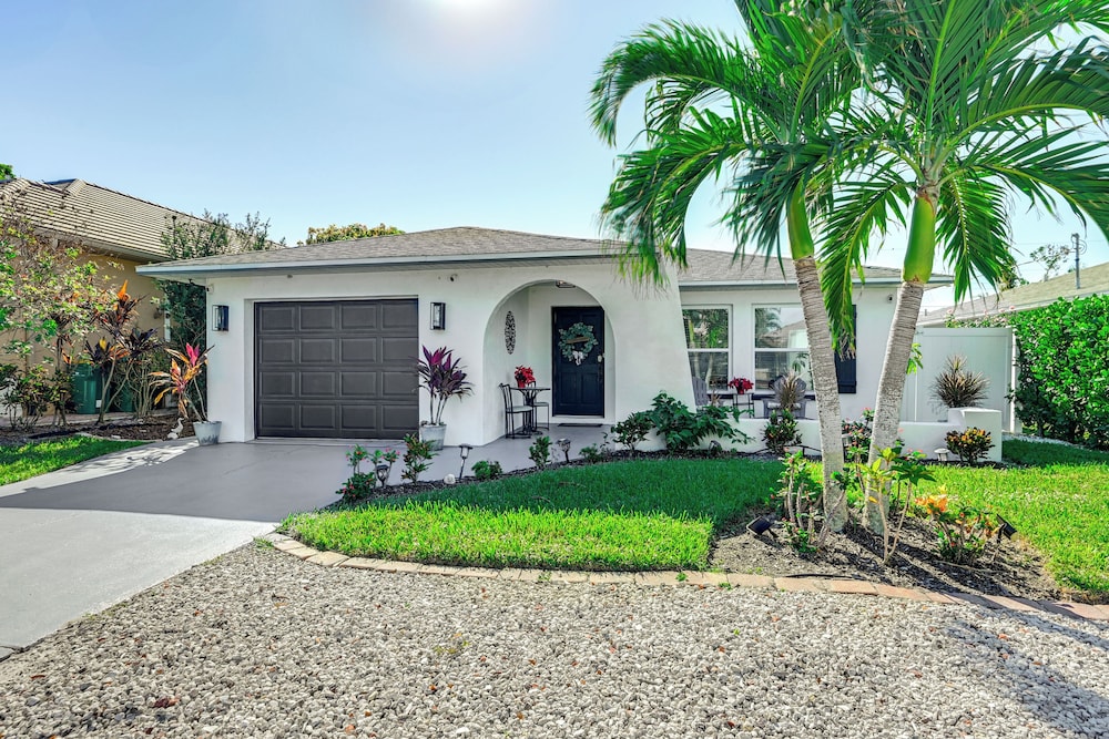 Private Pool & Hot Tub: Family Gem in Naples!