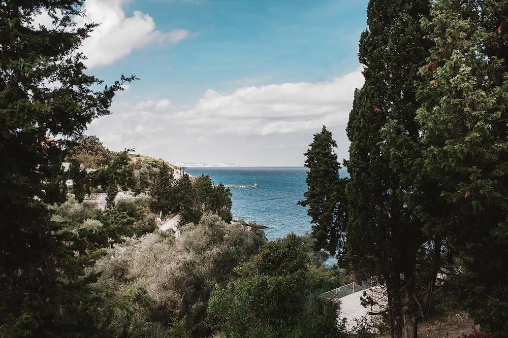 Villa Marmari in Paxi view 5