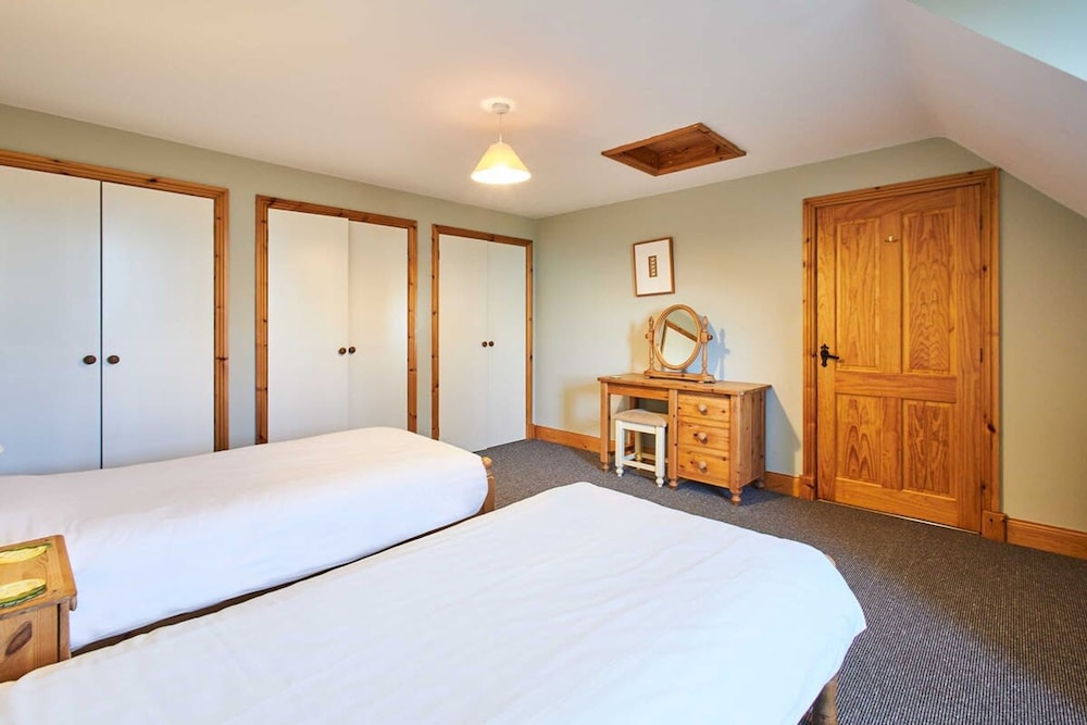 Host Stay The Coach House