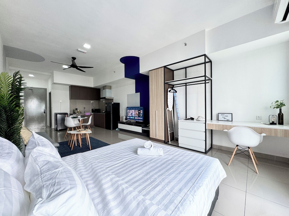 Alinea Suites