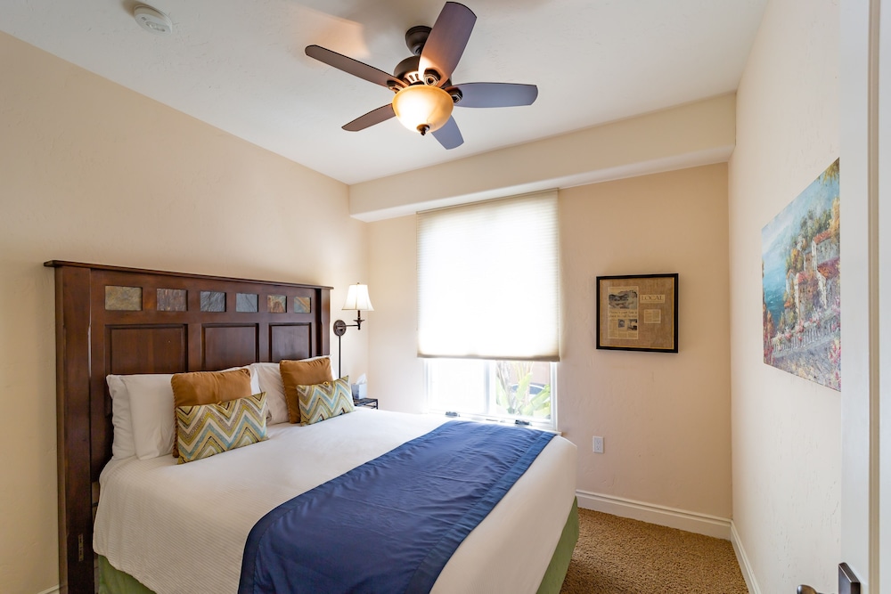 Valentina #201 2 Bedroom Condo by Redawning view 2