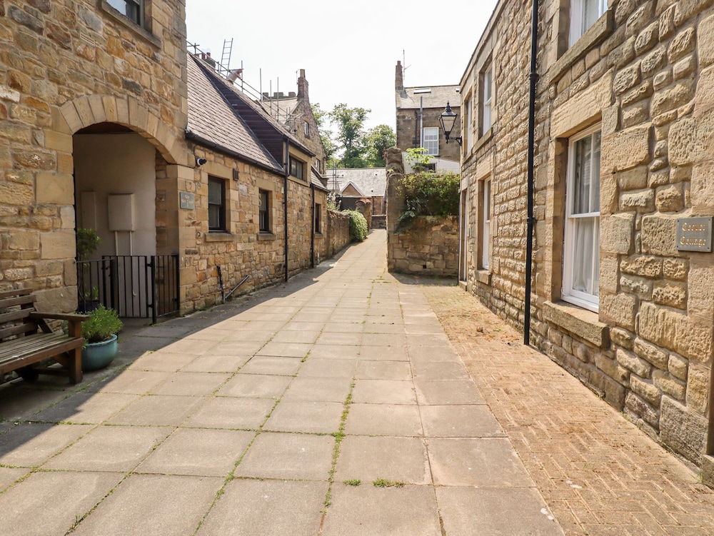 Aln Cottage
