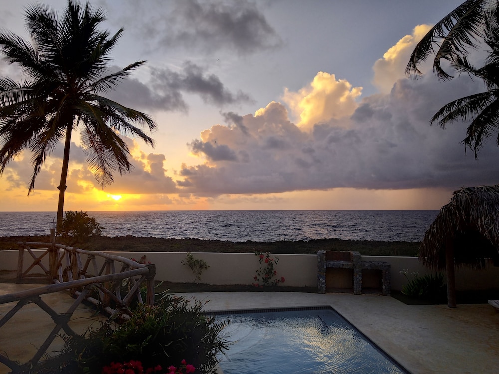 Villa Punta Coral