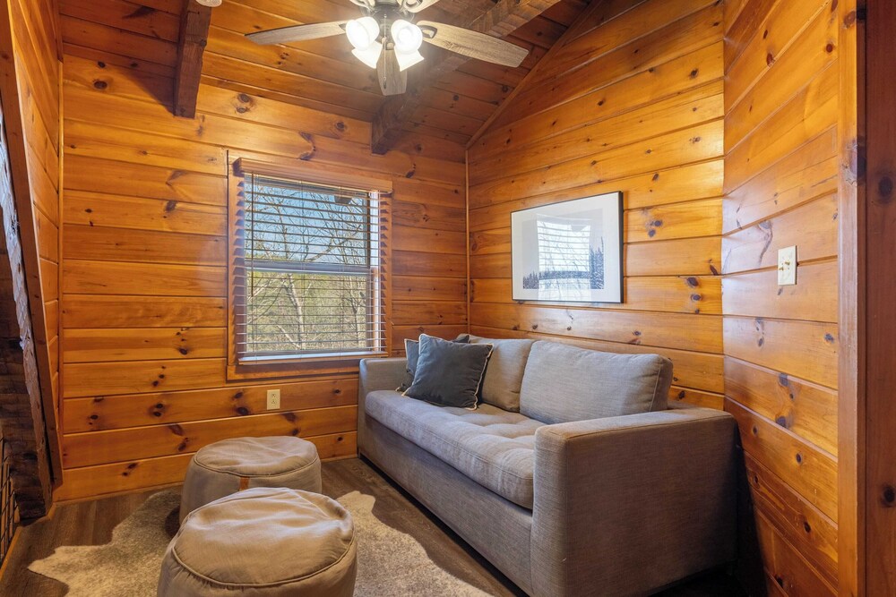 2 Cabins Porch w/ Hot Tub + Views, Game Room Dudley II & III by Avantstay