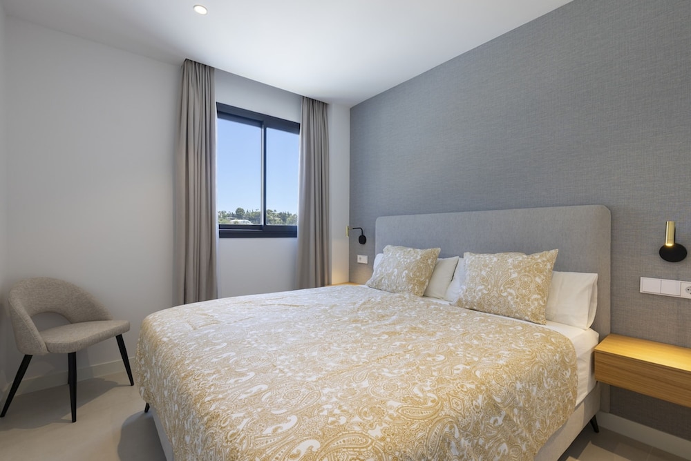 Exclusive 3-bedroom Apartment in Higueron