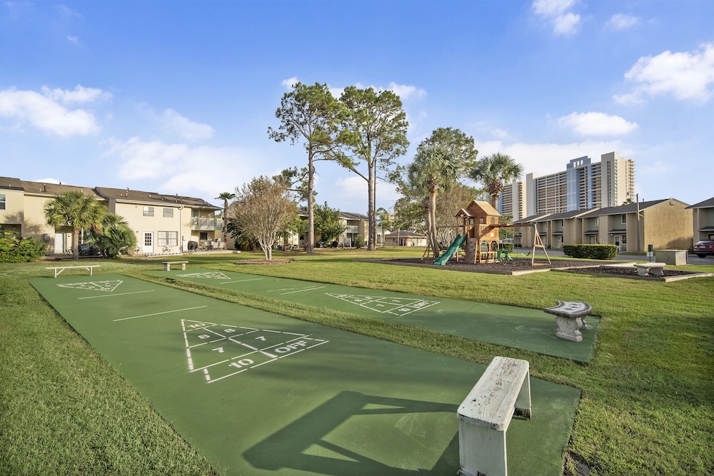 Gulf Highlands by Book That Condo