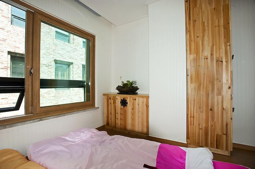 Myeongdong ECO House