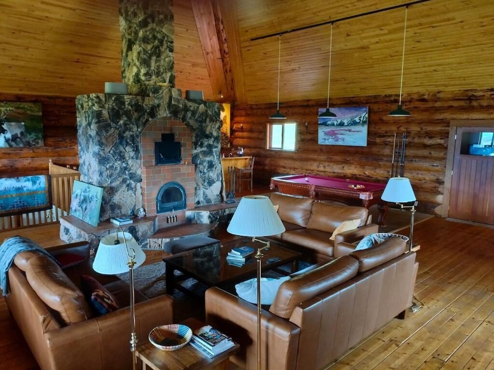 Smithers Driftwood Lodge