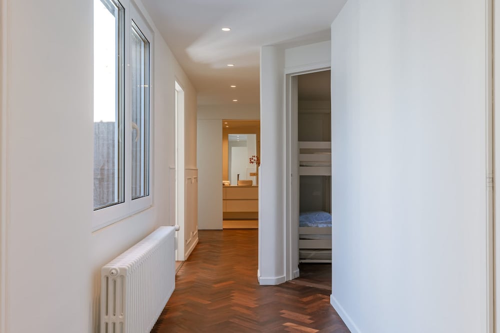 Huswell - New Penthouse With City Harbour Views